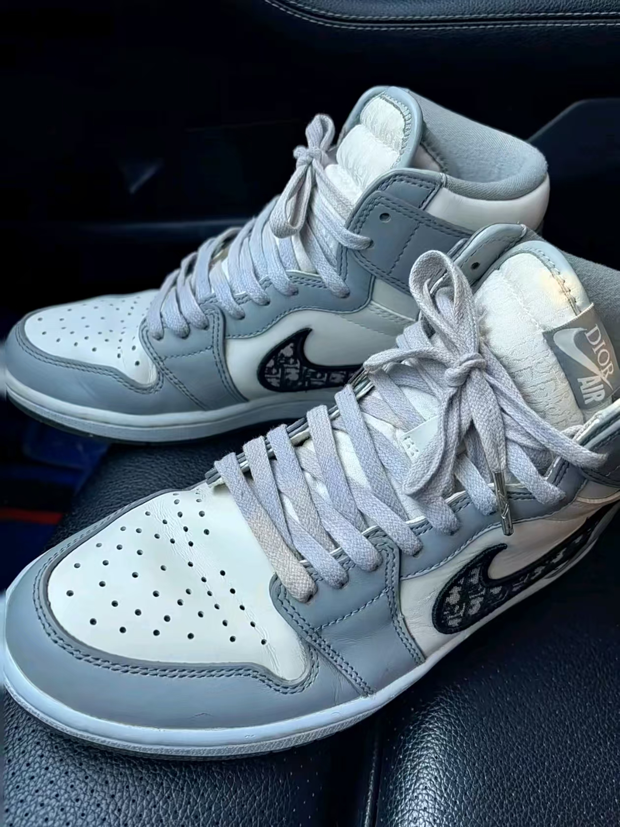 Air Jordan 1 Retro High Dior Reps Sneaker CN8607-002 review Rblair78