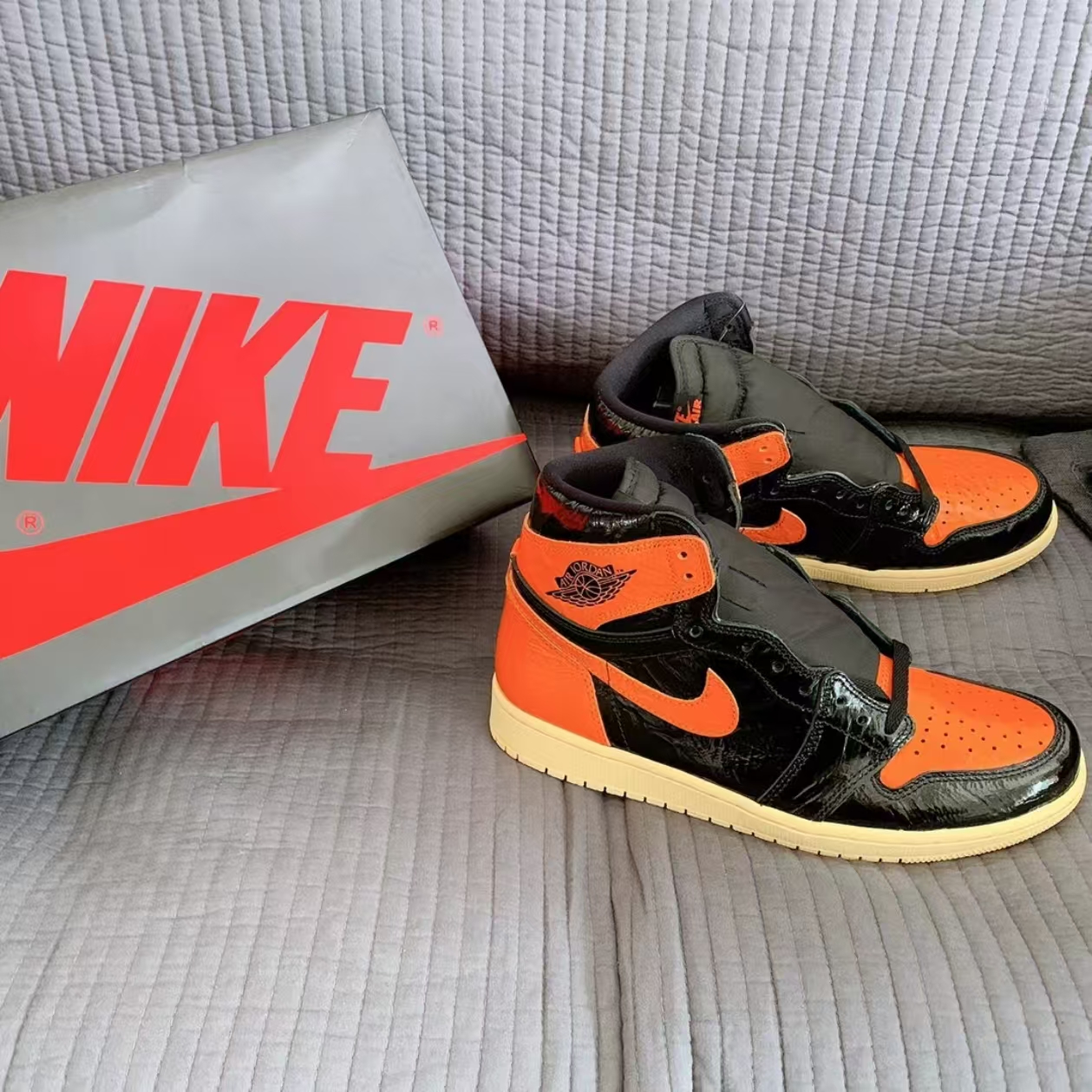 Air Jordan 1 Retro High Shattered Backboard 3.0 555088-028 review Nicole