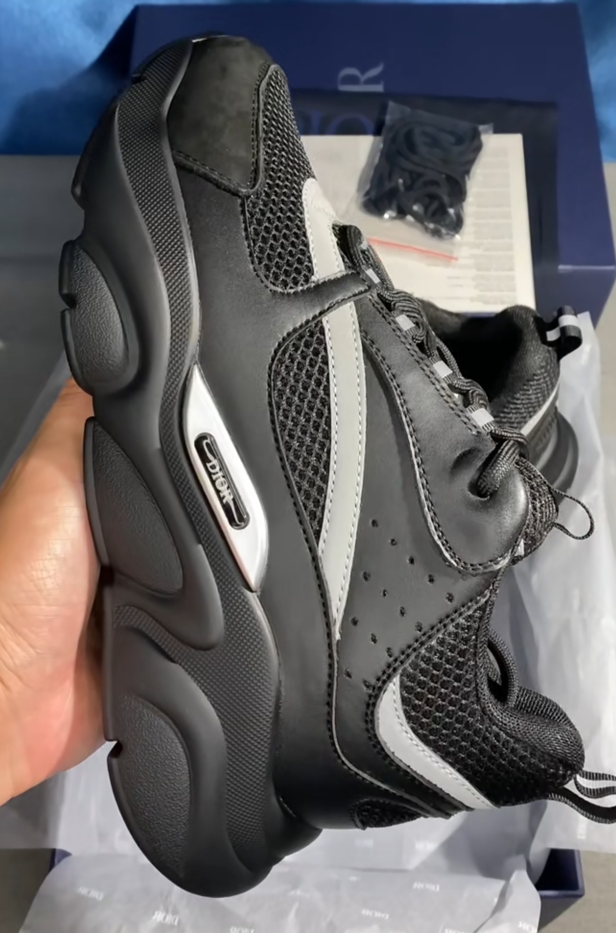 Dior B22 Black Silver 3SN231ZNG_H969 / 3SN231ZNG969 review 0