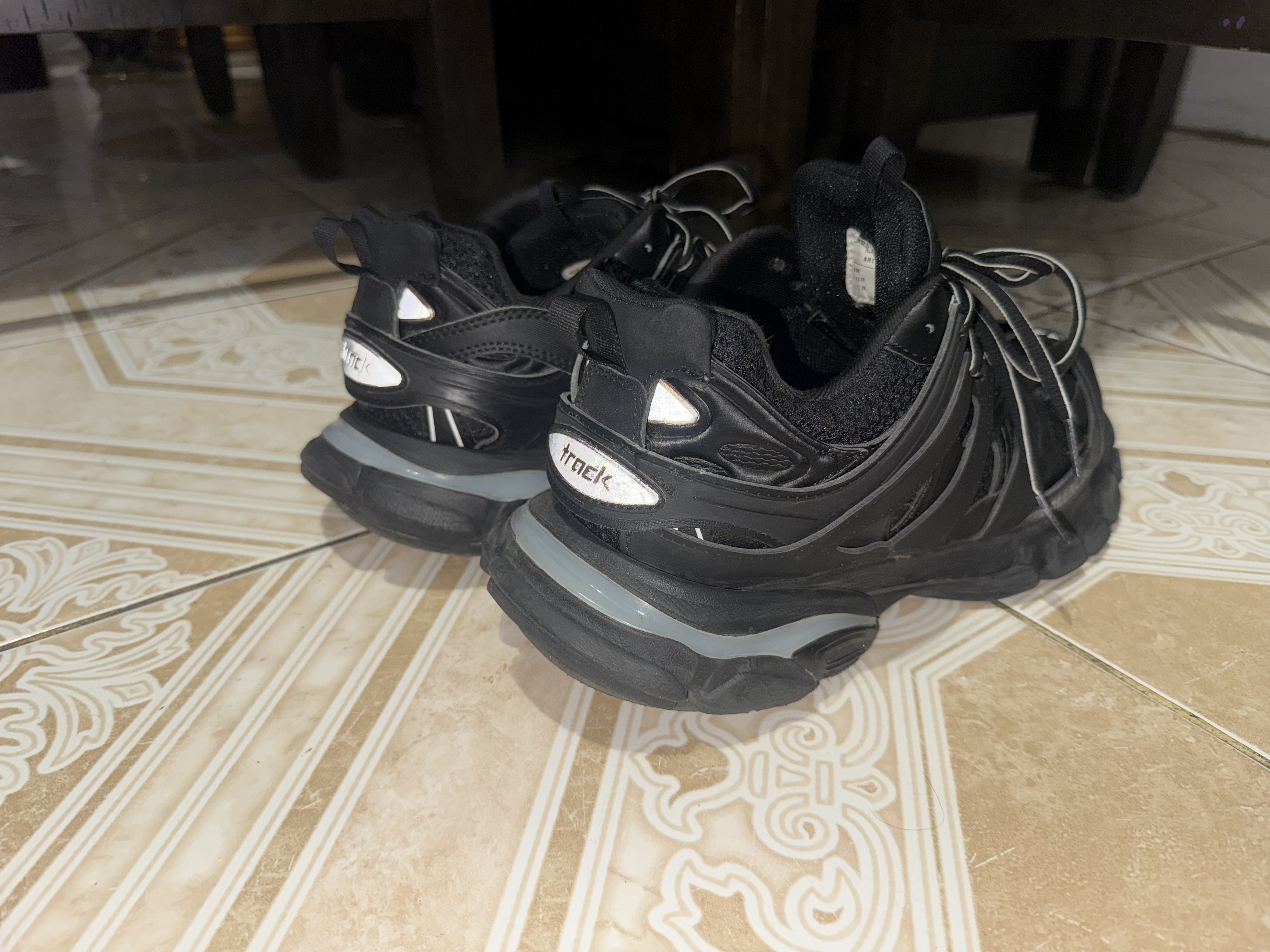 Balenciaga Track LED Black Reps Sneaker 555032 W1GB7 1000/555036W2GB11000 review Miguel N 00