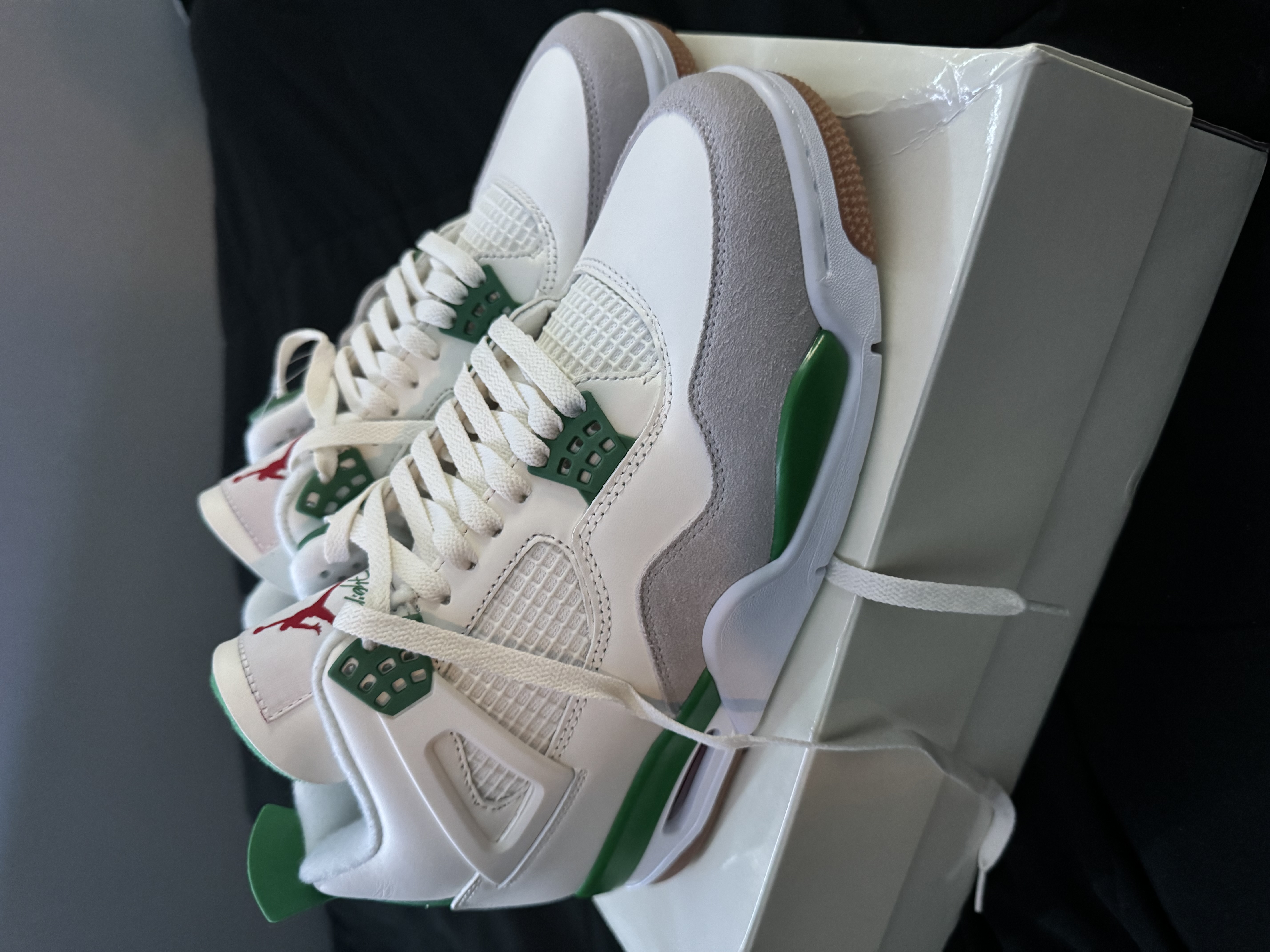 Air Jordan 4 Retro SB Pine Green RSNOW DR5415-103 review 2