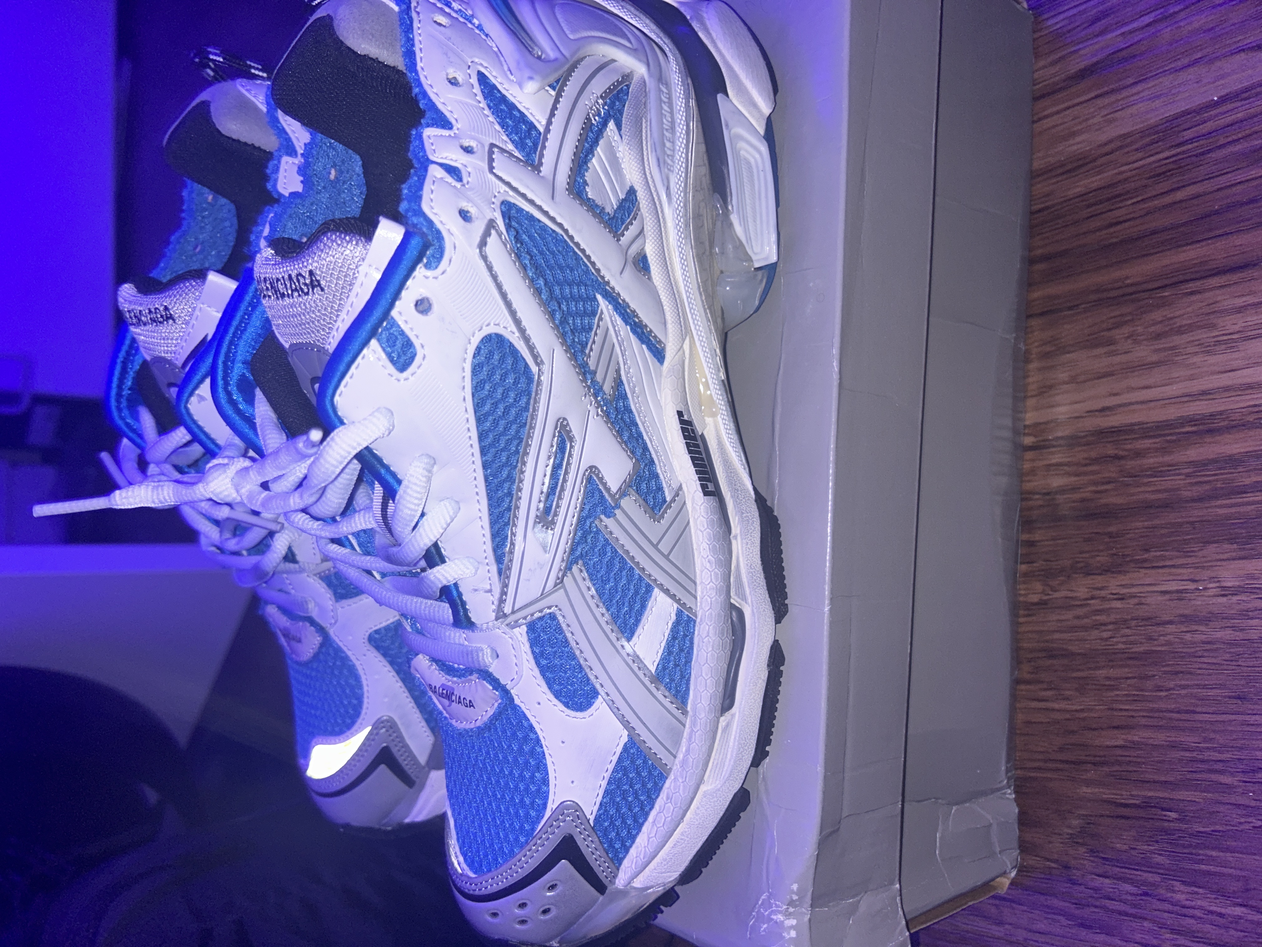 Balenciaga Runner Blue Grey Reps Sneaker 677403W3RB34912 review 3