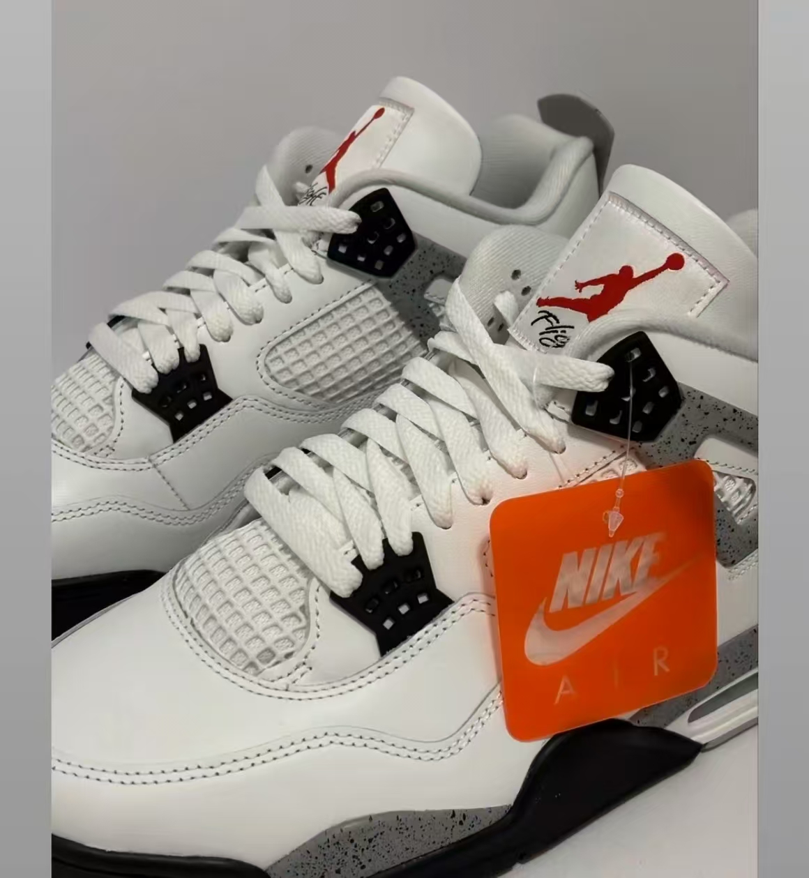Air Jordan 4 Retro White Cement 2025 FV5029-100 review frye