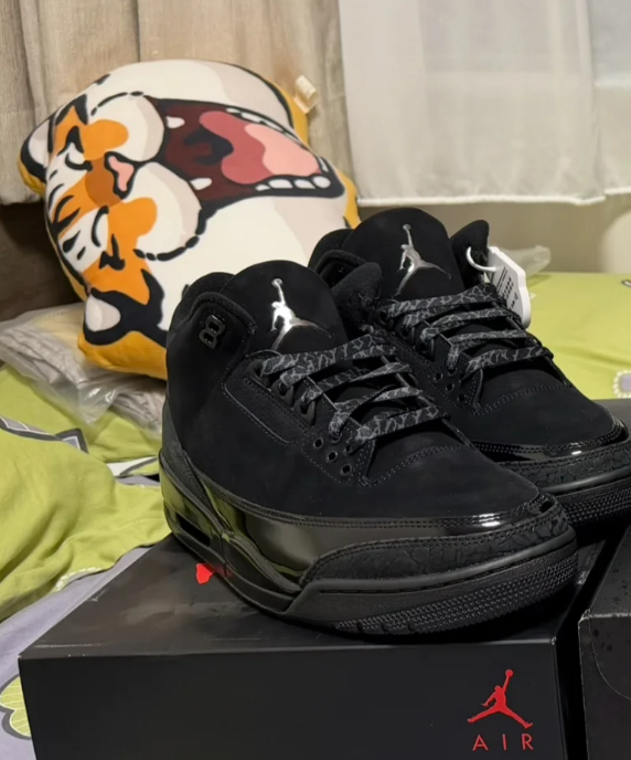 Jordan 4 Black Cat 2020 Reps Sneaker CU1110-010 review Mikeiyah Chapman