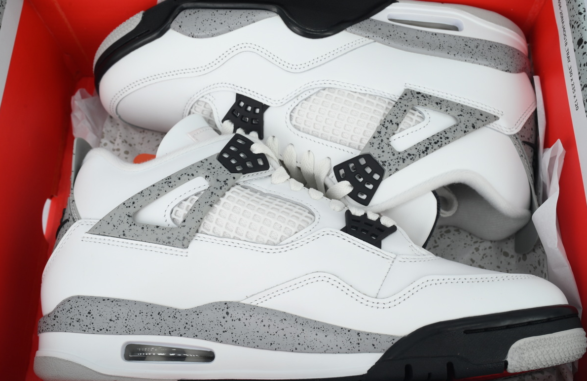 Jordan 4 Retro White Cement (2025) FV5029-100 review Timi En