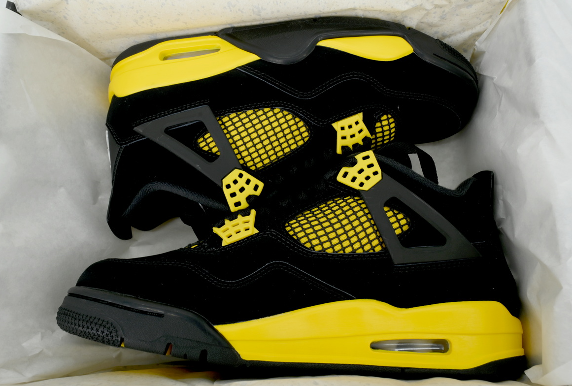 Nike Air Jordan 4 Retro Thunder 2023 Mens Reps Sneakers DH6927-017 review niko vallorani
