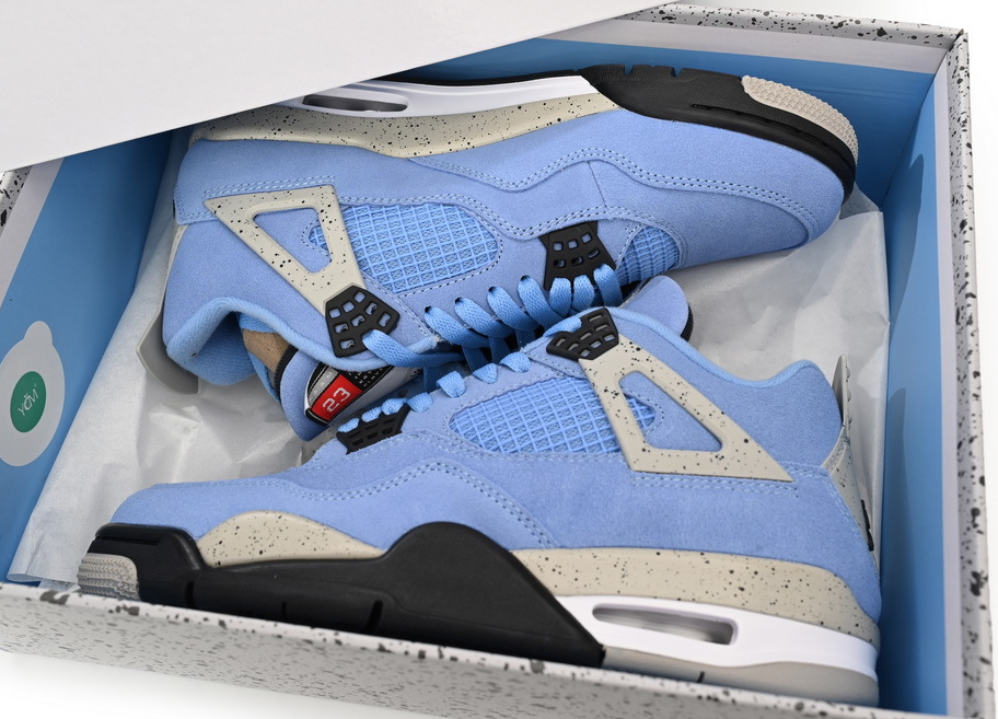 Air Jordan 4 Retro University Blue Reps Sneakers CT8527-400 review Ej Hester