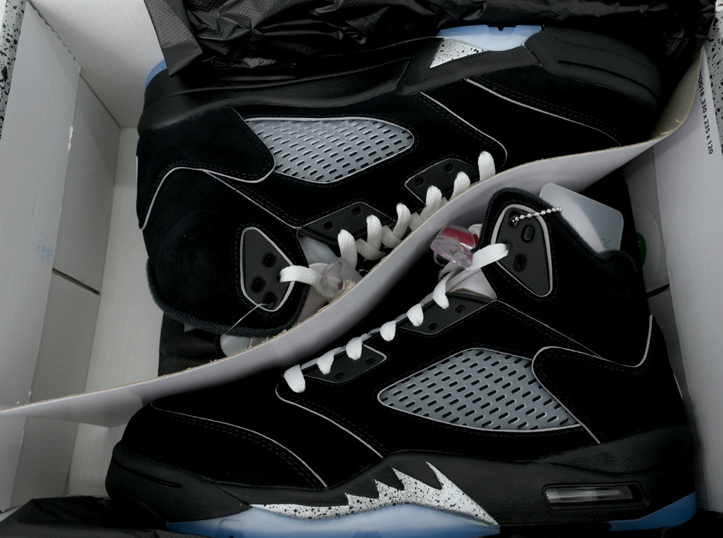 Air Jordan 5 Retro OG Black Metallic Reimagined HF3975-001 review Damarion Laurimore