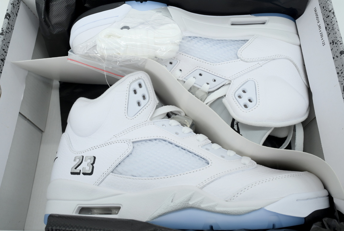 Jordan 5 Retro White Metallic 2026 HQ7978-103 review jordyn sword
