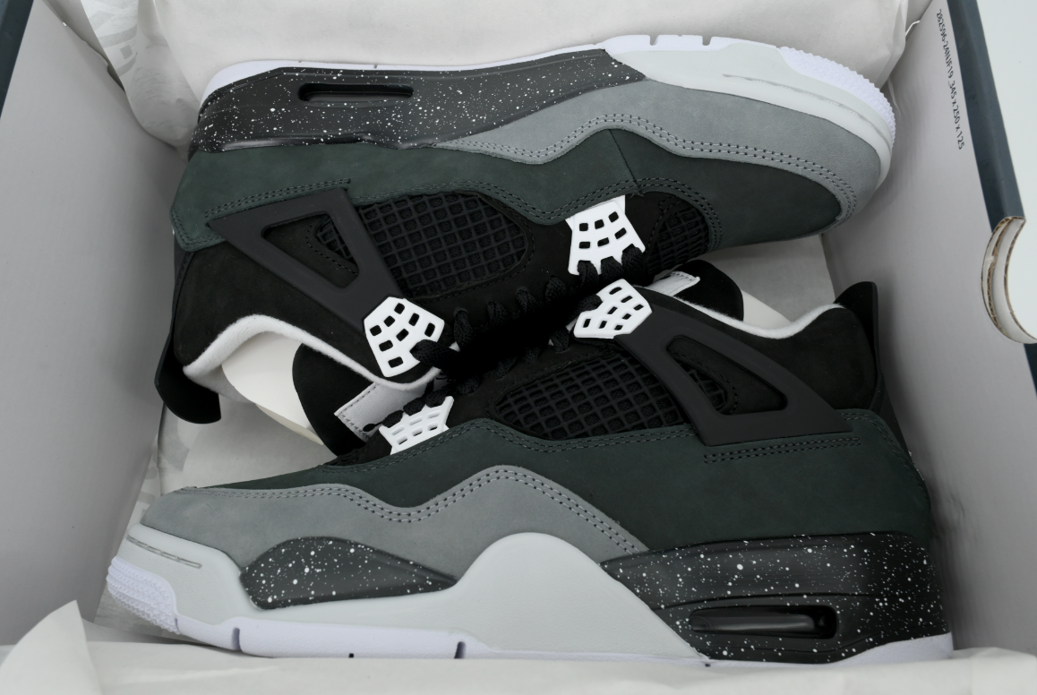 Jordan 4 Retro Fear (2024)  FQ8138-002 review JD Falls