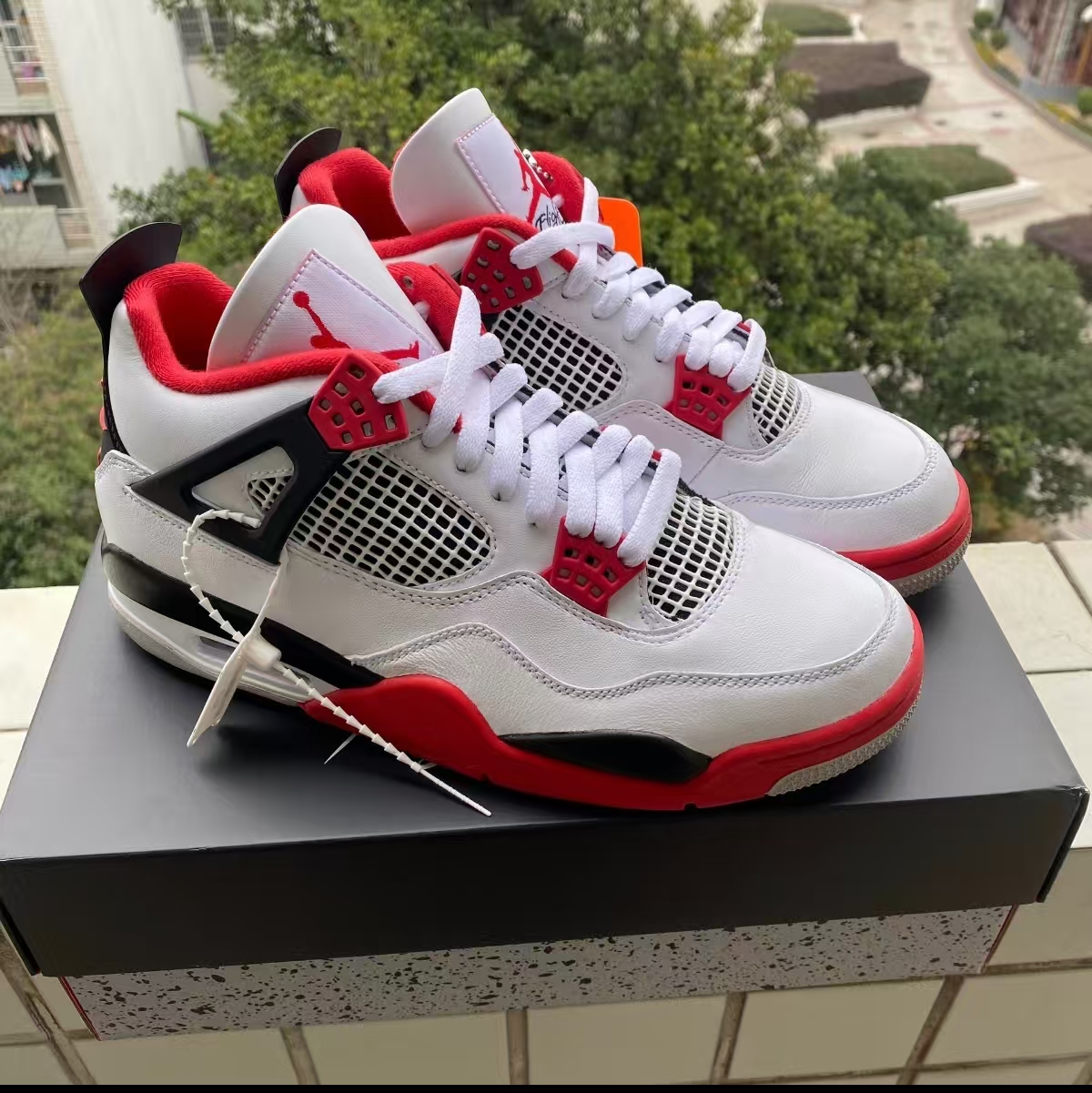 Nike Air Jordan 4 Retro Fire Red Reps Sneakers 2020 DC7770-160 review Gage Gison