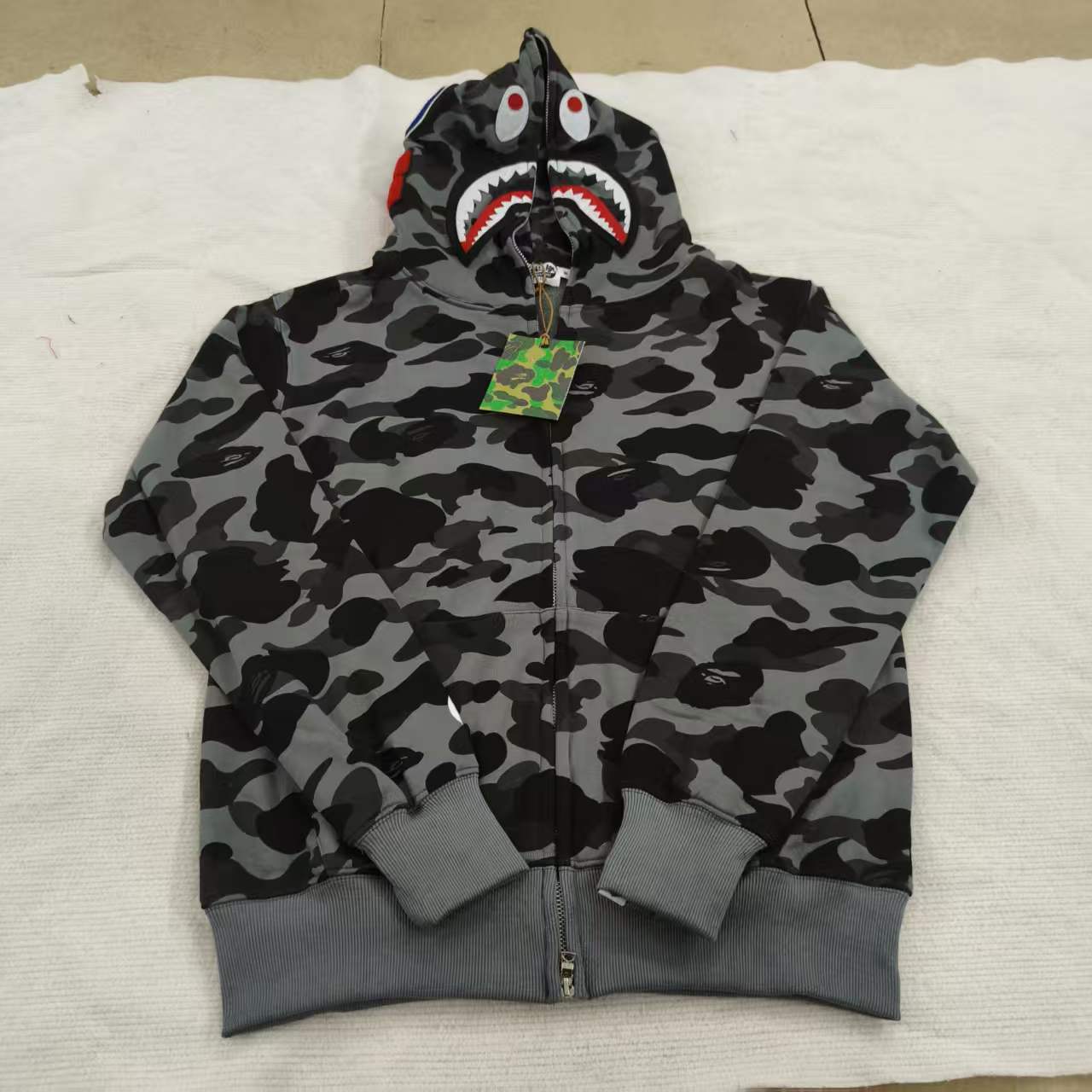 BAPE Color Camo Shark Zip Hoodie Black 0039 100000106SFZH BLAC review Tyler Cuevas