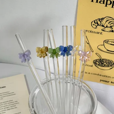 Bow Glass Straw 01