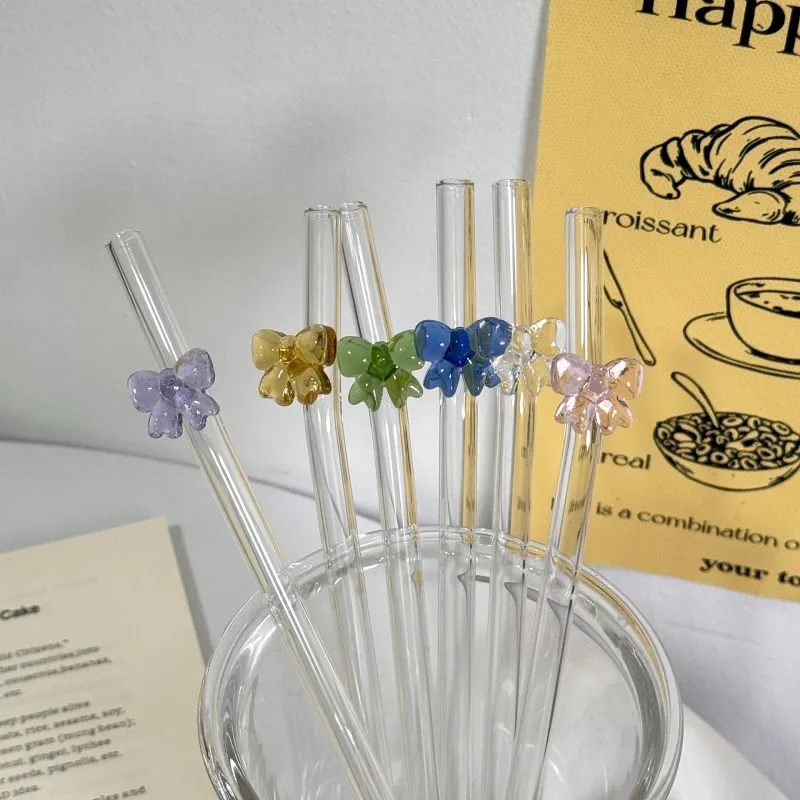 Bow Glass Straw