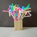 Colorful retractable disposable straws with various shapes