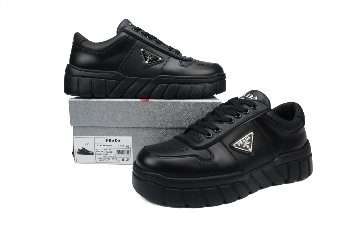 Prada Low-Top Sneakers Serrated Black