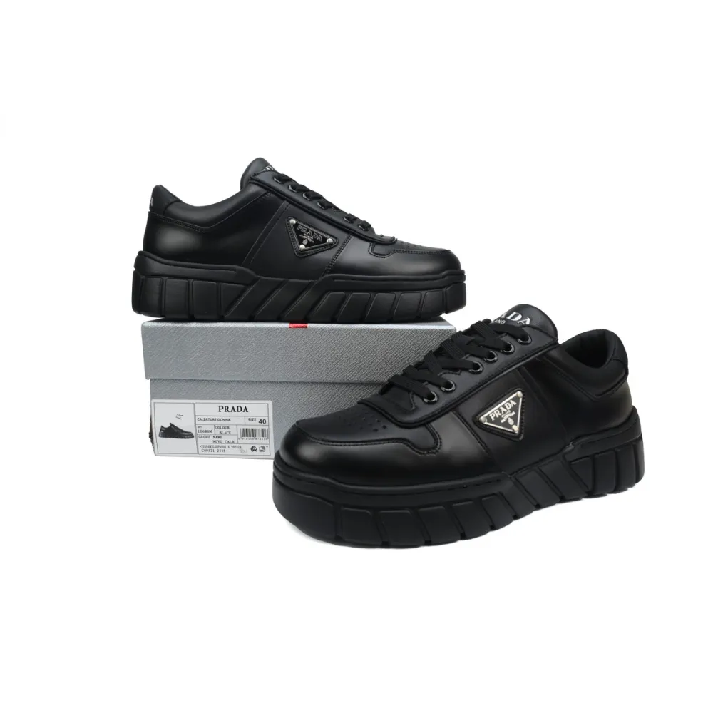 Prada Low-Top Sneakers Serrated Black