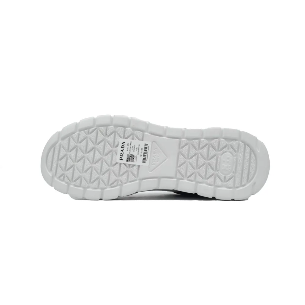 Prada Low-Top Sneakers Serrated Black And  White