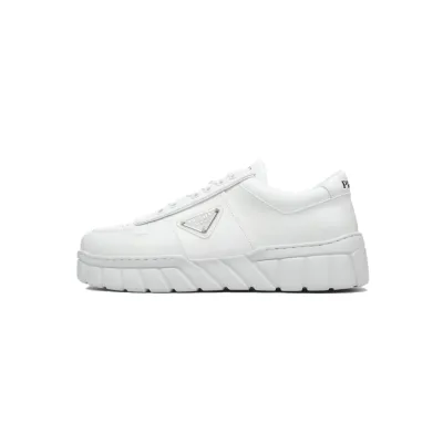 Prada Low-Top Sneakers Serrated White 01