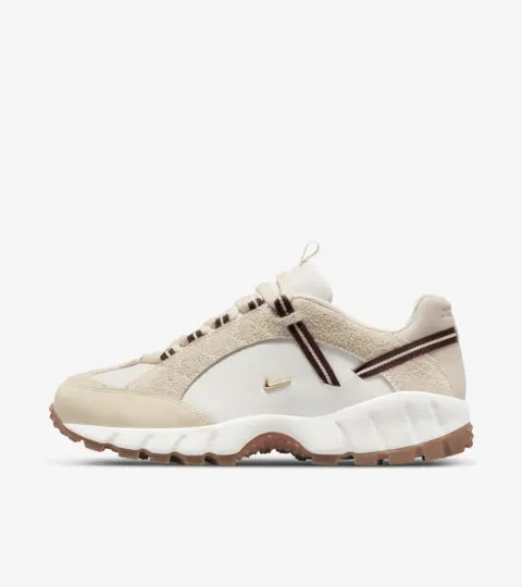  Nike Air Humara LX Jacquemus Light Bone and Gold DR0420-001