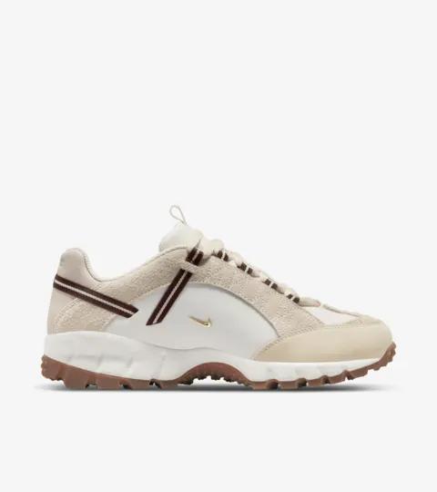  Nike Air Humara LX Jacquemus Light Bone and Gold DR0420-001