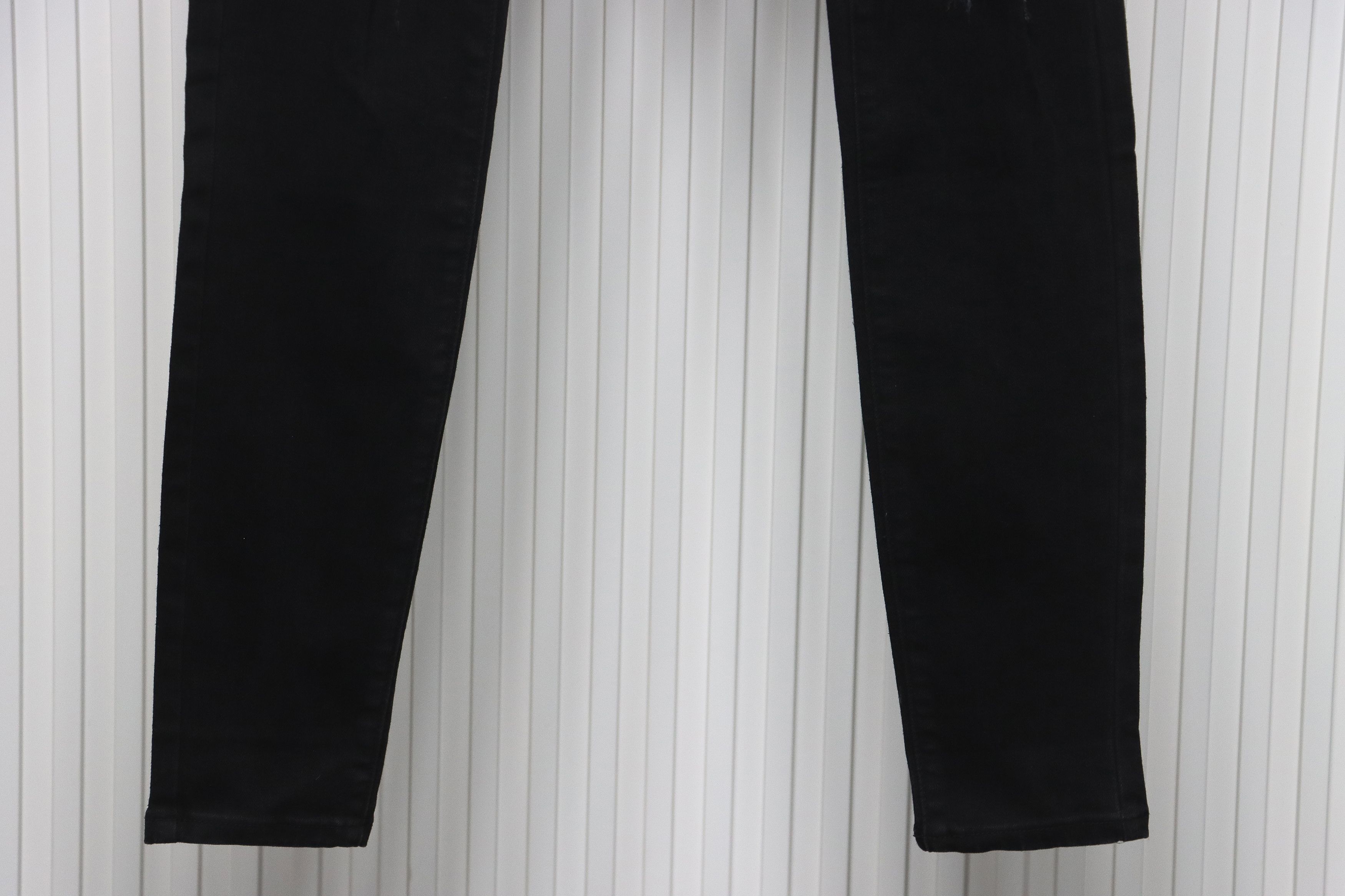 AMIRI  Jeans Black Ripped Diamond High Street