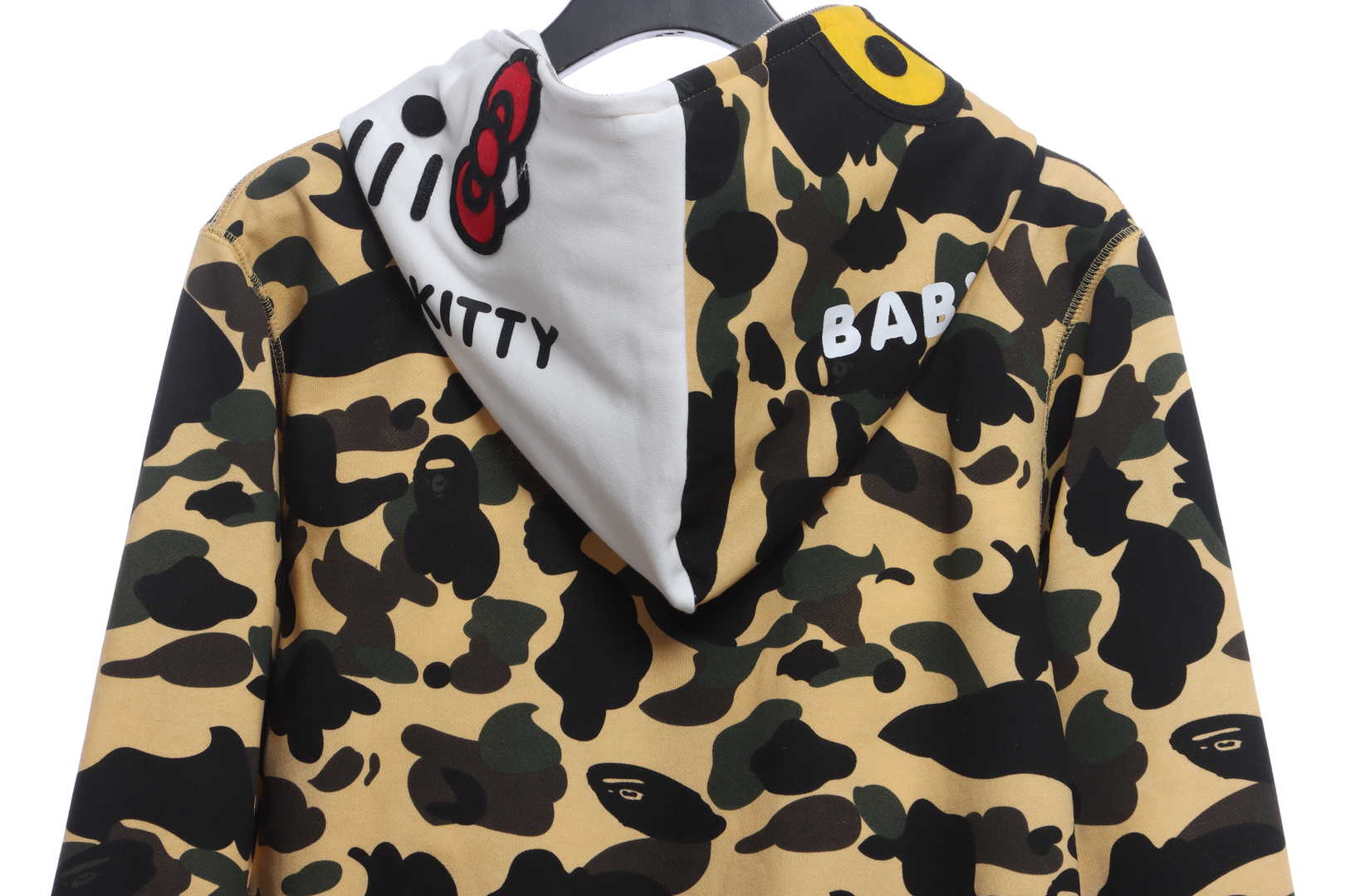 BAPE co-branded hell kitty camouflage zipper hoodie yellow