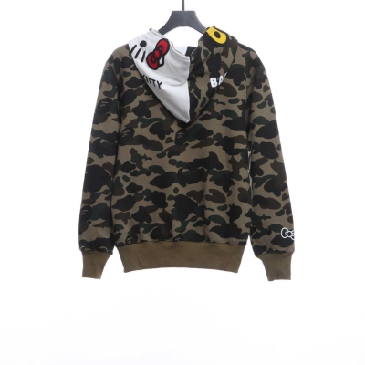 BAPE co-branded hell kitty camouflage zipper hoodie Green 01
