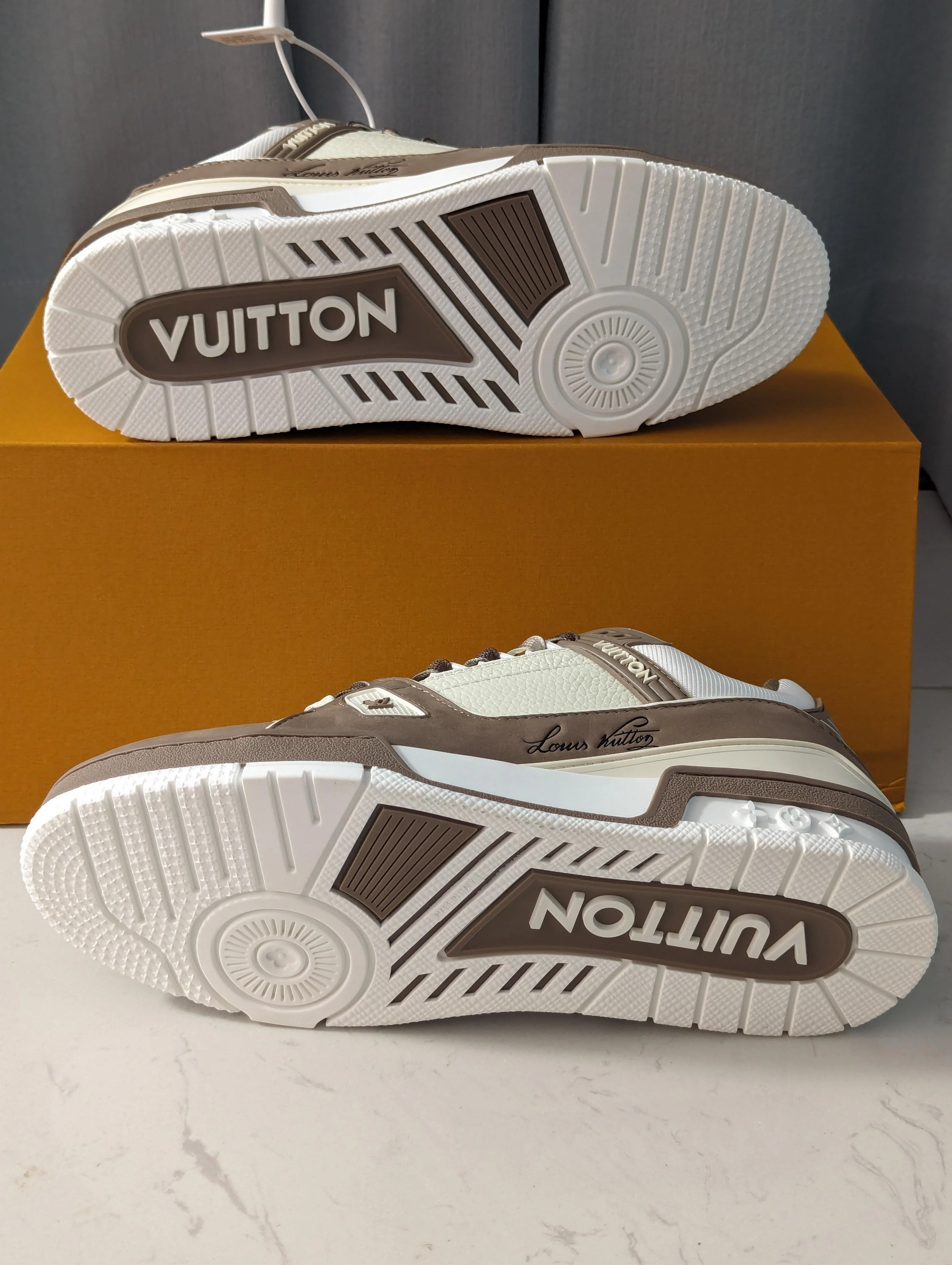 Louis Vuitton Sneaker Brow 