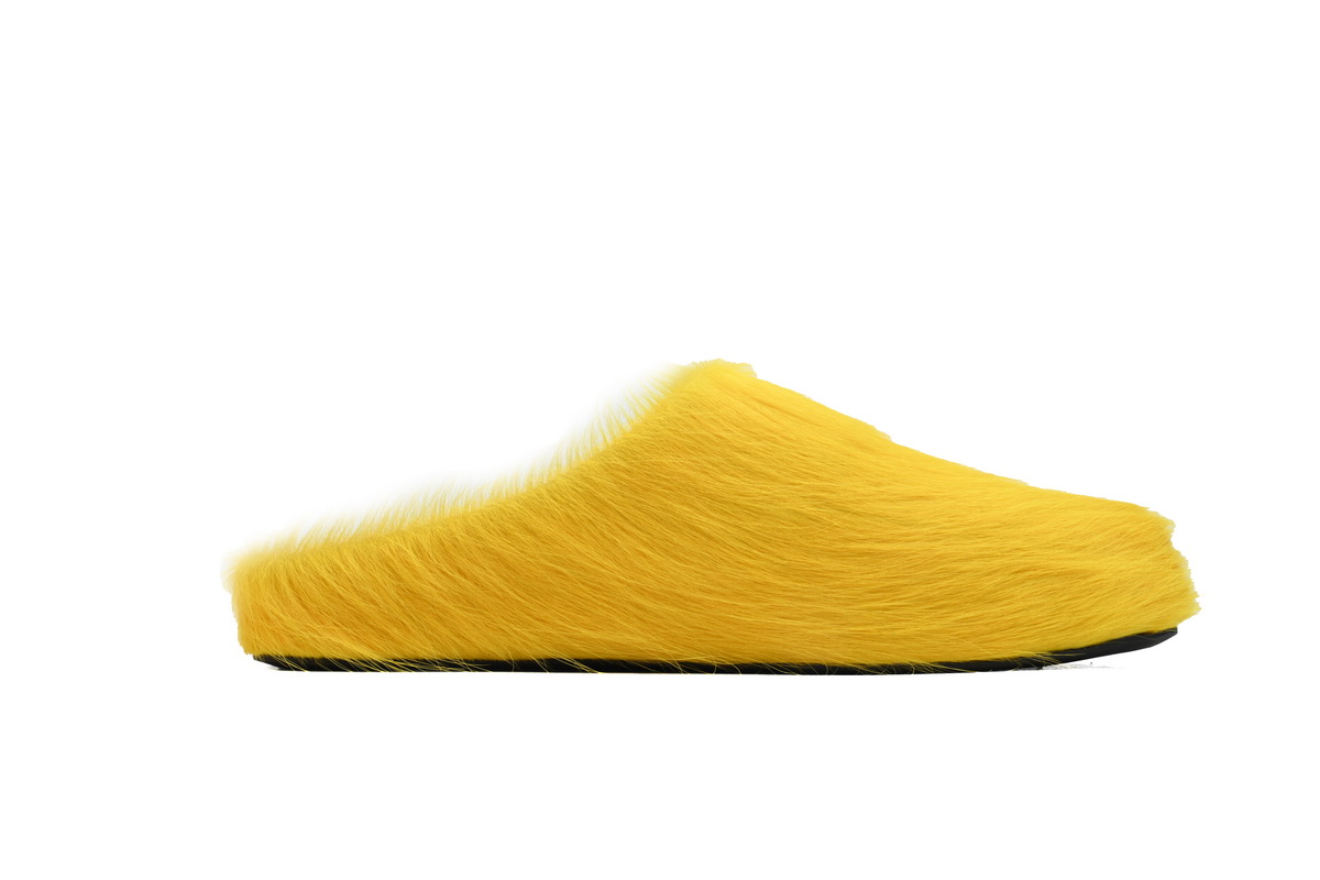 Marni Long-hair Calfskin Fussbett Sabot Yellow SBMR000600P4122Z0565