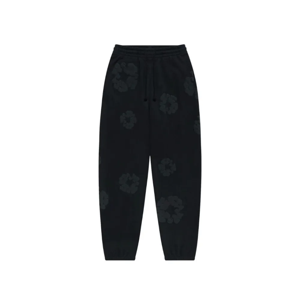 DT The Cotton Wreath Sweatpants Black Monochrome