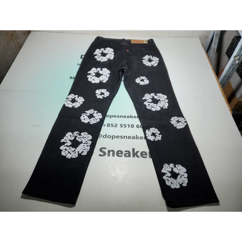 DT The Cotton Wreath Jeans Black
