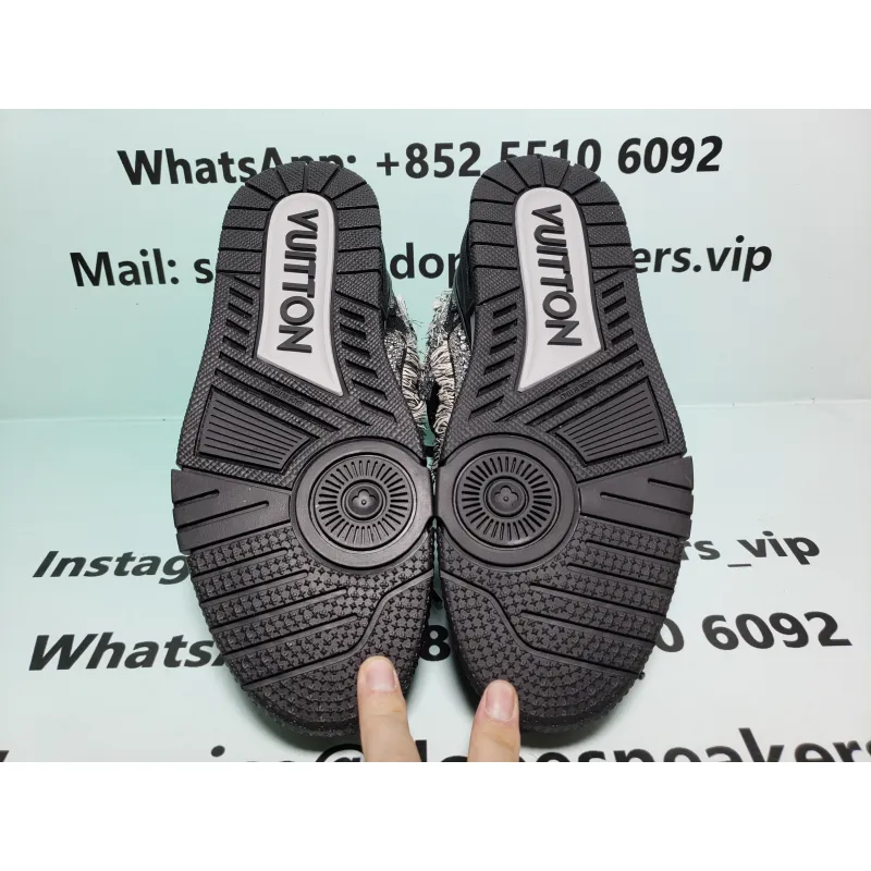 Louis Vuitton Monogram Plain Leather  1ABMHT