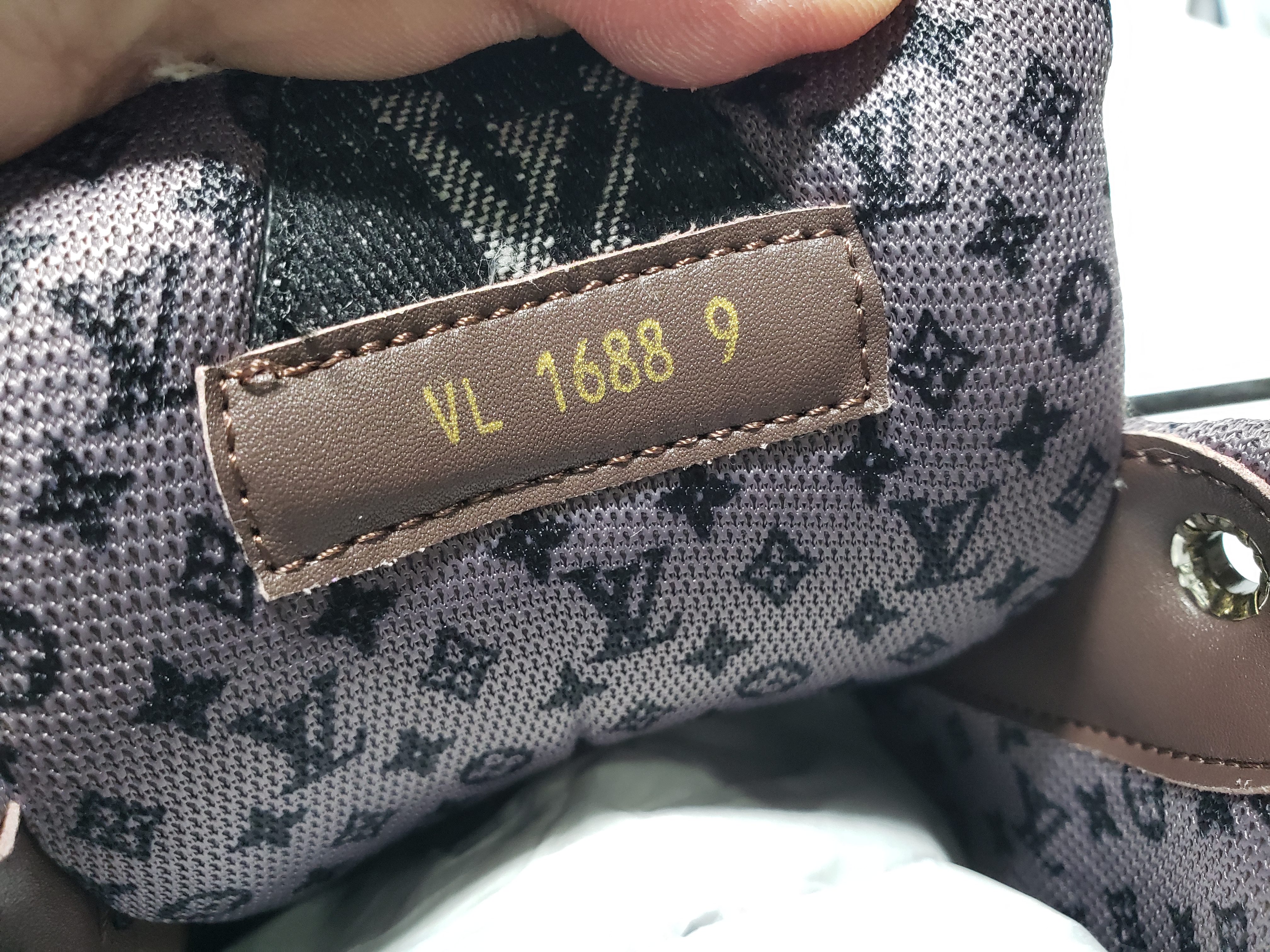 Louis Vuitton Monogram Plain Leather  1ABMHT