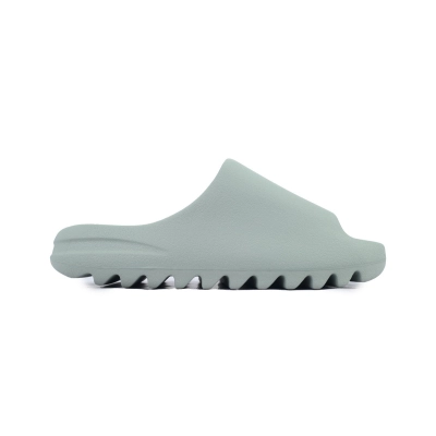 Dope sneakers Adidas Yeezy Iight Grayish Green ID5480 02