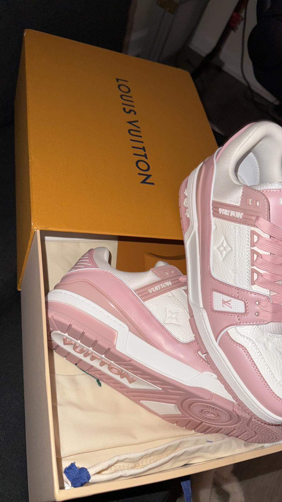 Louis Vuitton Trainer  Rose Pink review ricardo perez