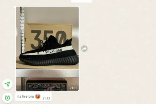 Old customers give good comments again——Yeezy  350 V2 Black White Review
