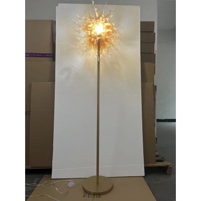 Chihuly Style Floor Lamp (Gold-to-Clear Gradient Glass) 01