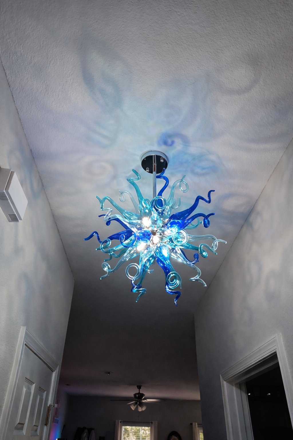 Modern Chihuly Style Glass Sputnik Light Fixture for Living Room & Dining Room(Spherical; Customizable)