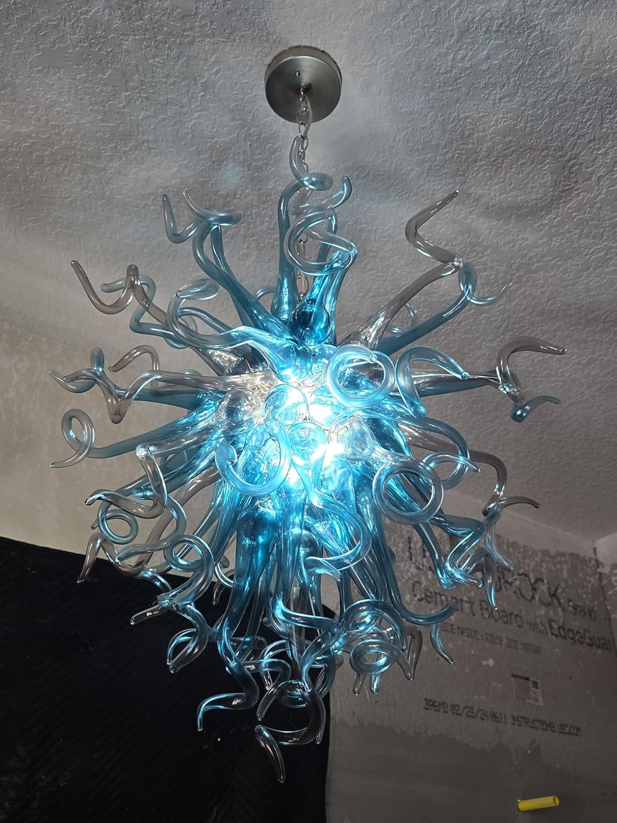 Chihuly Style Chandeliers(Blue to Clear Ombré)(3 Size) review Luis Lozoya