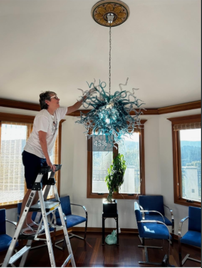 Chihuly Style Chandeliers(Blue to Clear Ombré)(3 Size) review Suzanne Tapia 00