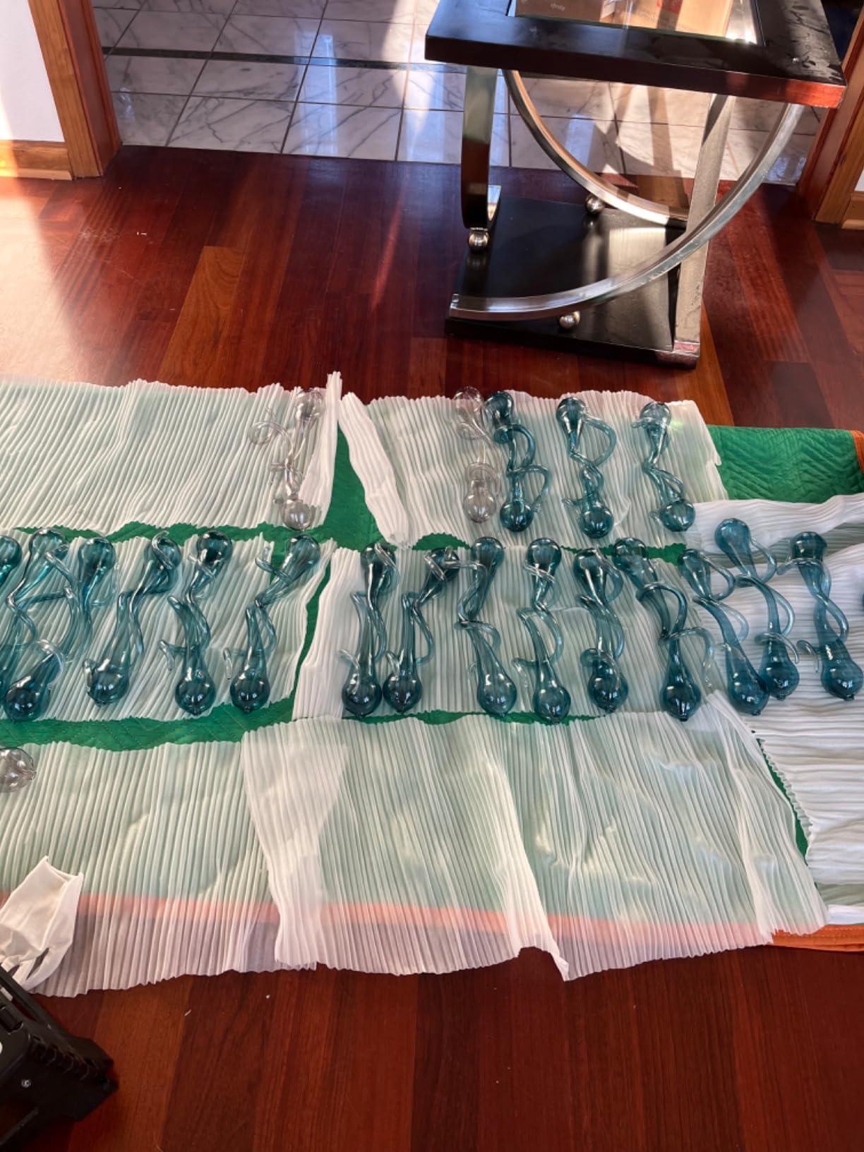 Chihuly Style Chandeliers(Blue to Clear Ombré)(3 Size) review Suzanne Tapia 02