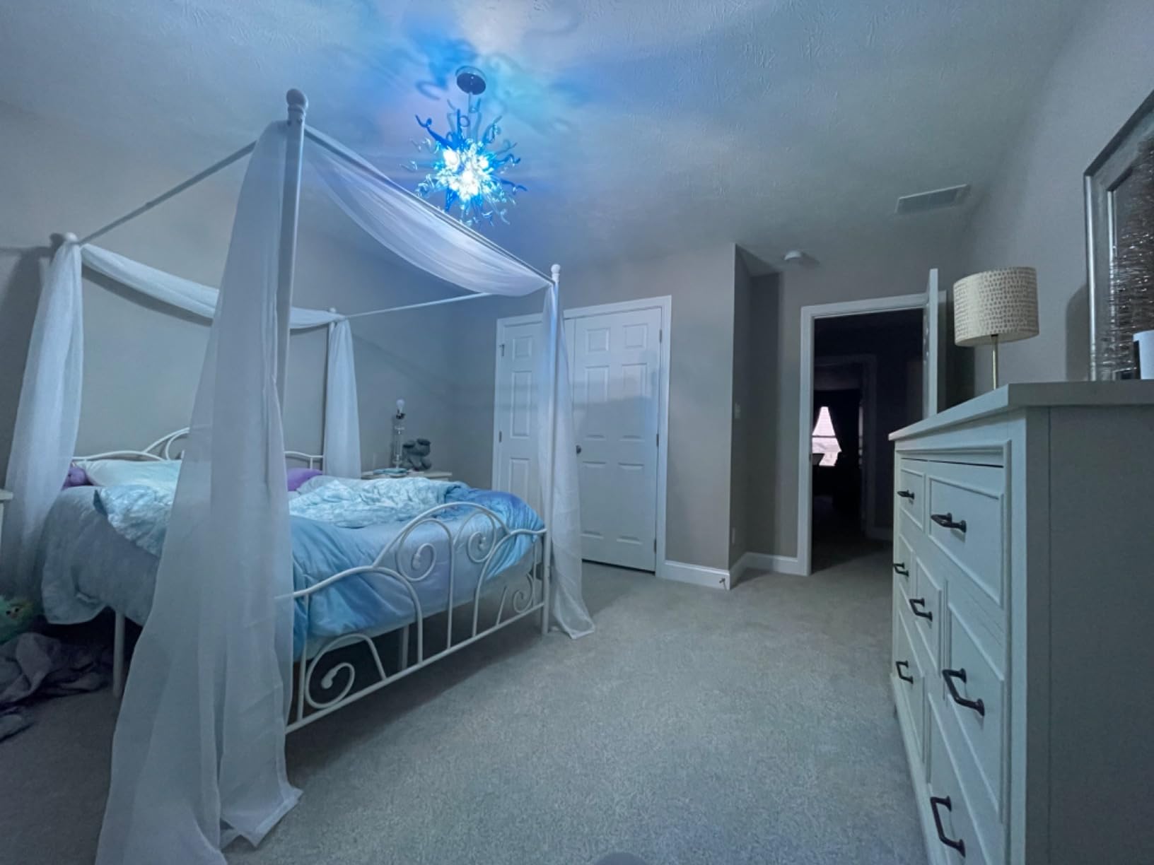 Chihuly Style Chandeliers Sputnik Pendant Light (Light Azure And Blue ) review Bri Dalton 00