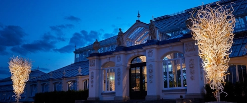 Chihuly Chandelier Pricing Guide: Factors That Determine Value and Investment Potential