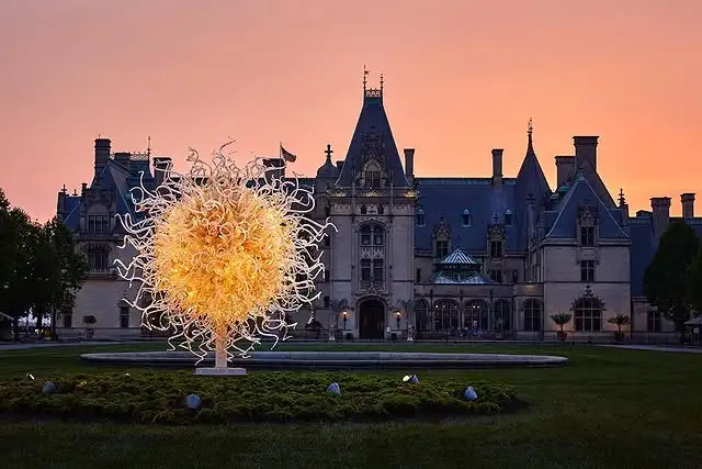 Chihuly Chandelier