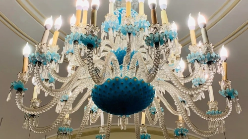 The Art of Murano Blown Glass Chandeliers: Techniques and Master Craftsmen