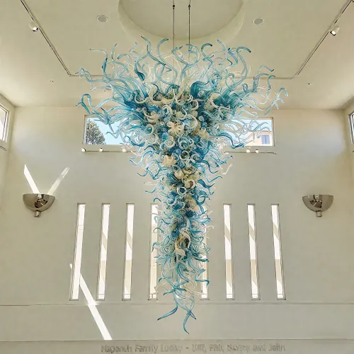 How to Identify an Authentic Chihuly Chandelier: Verification Methods and Signature Elements