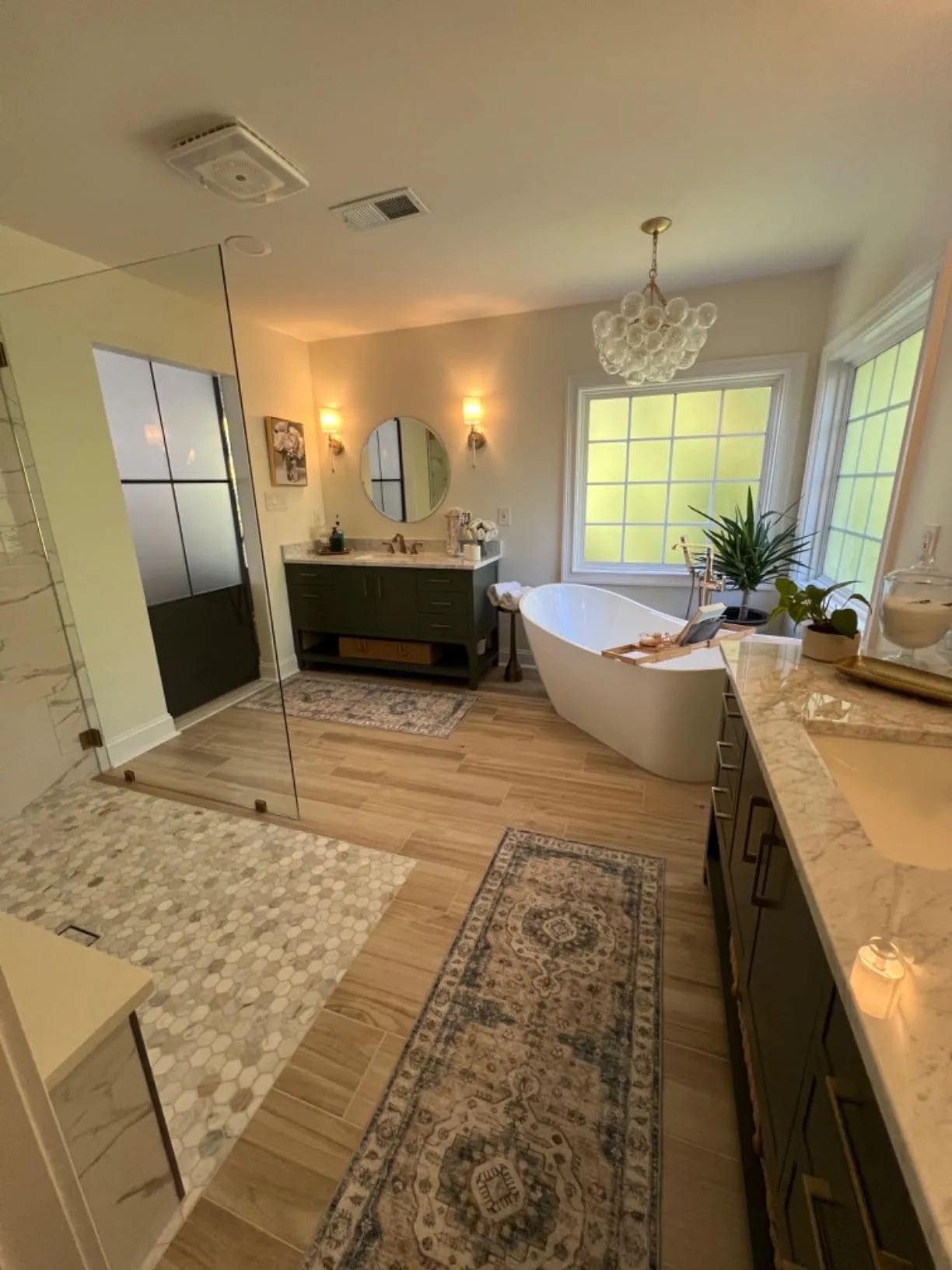 Bubble chandelier for bathroom