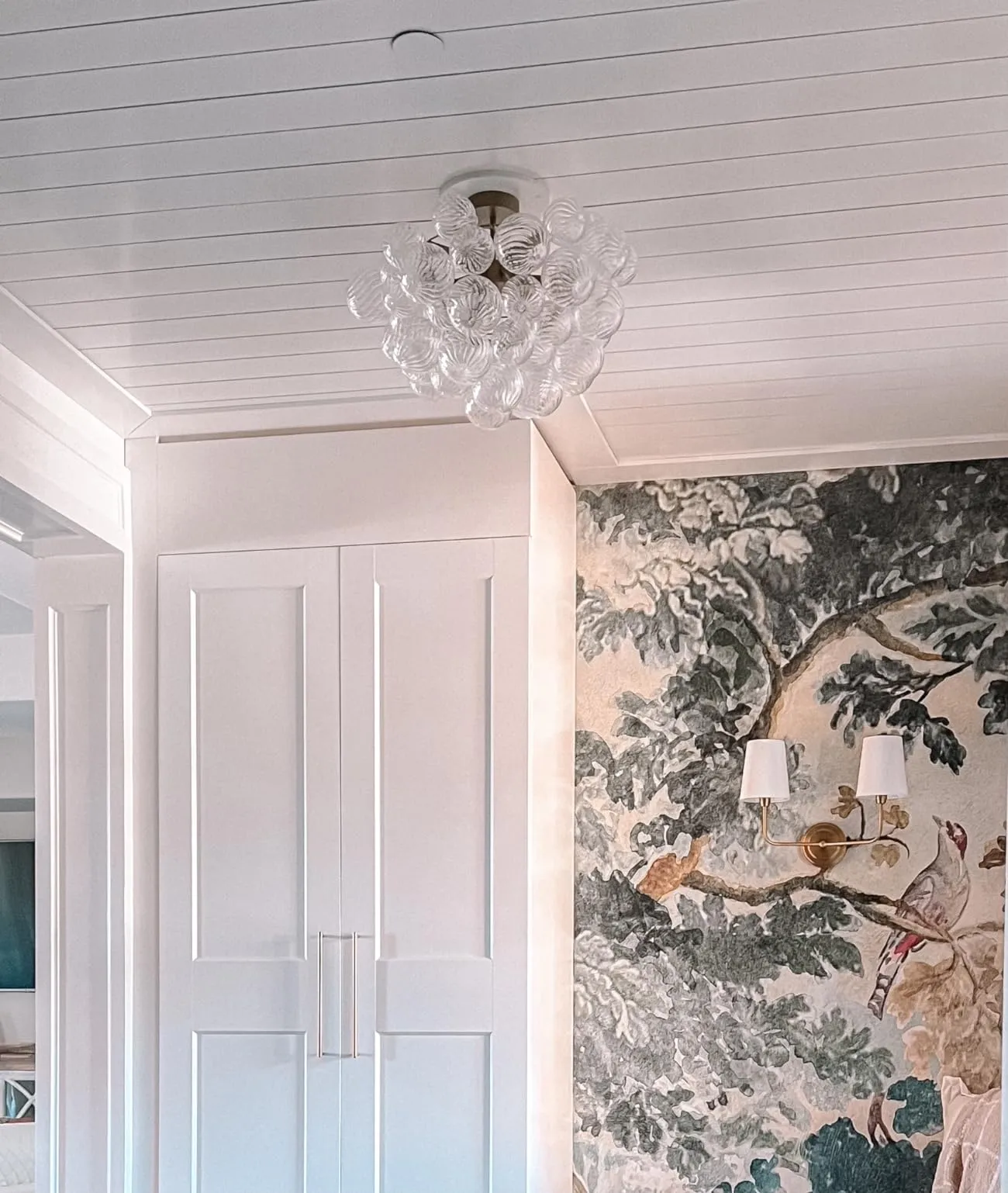 Bubble pendant light