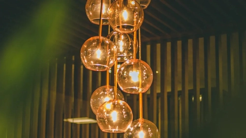 Explore Clear Glass Pendant Light Styles with Remshep